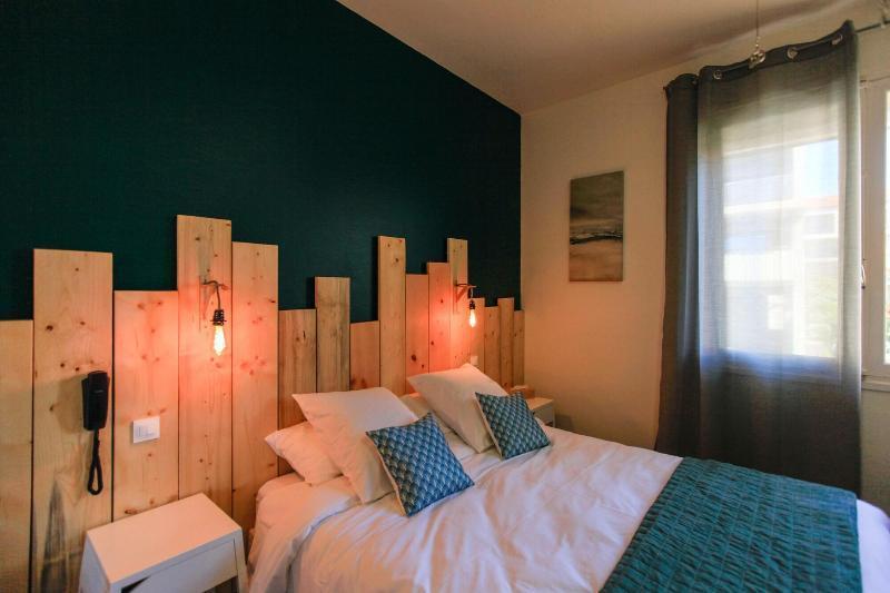 Hotel La Baine 카브레톤 외부 사진