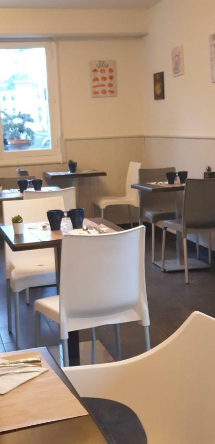 Hotel La Baine 카브레톤 외부 사진