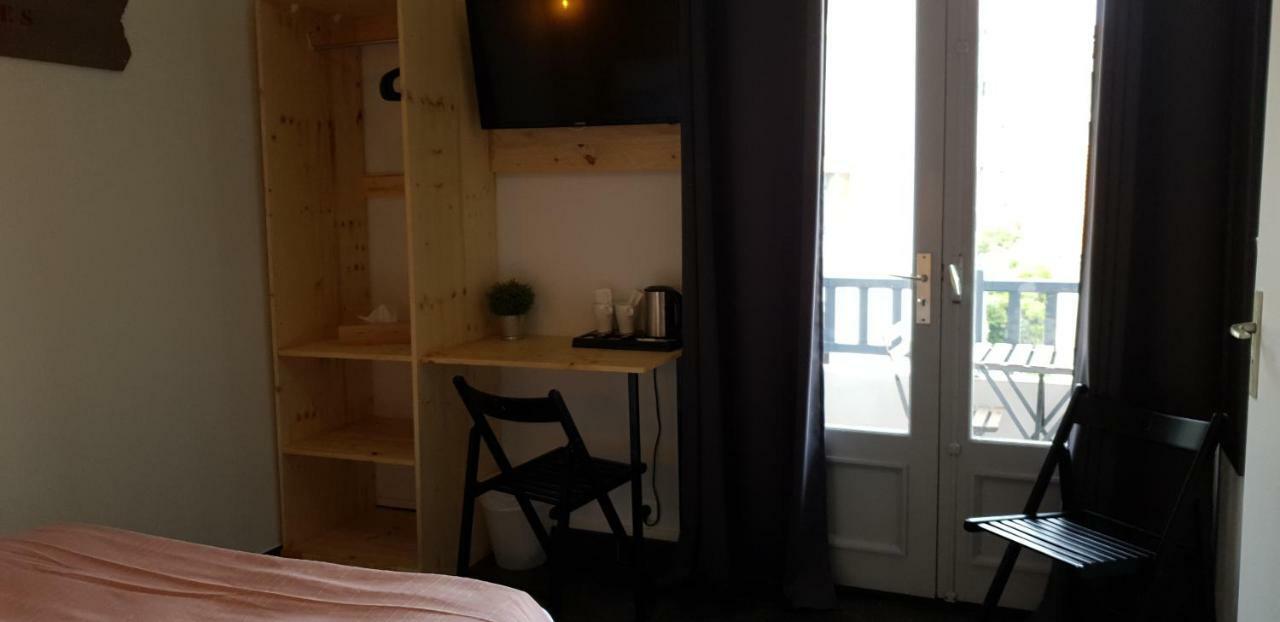 Hotel La Baine 카브레톤 외부 사진