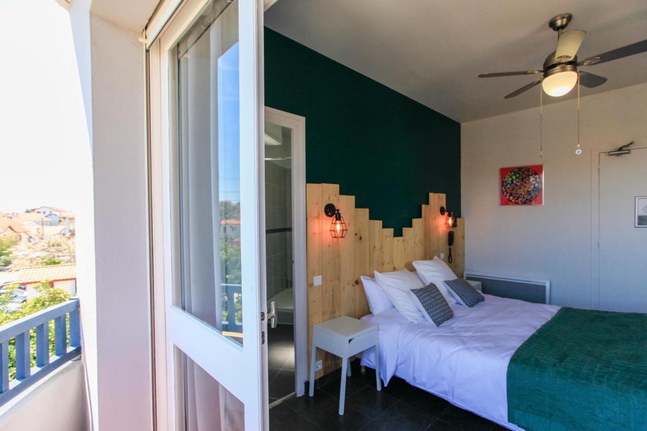 Hotel La Baine 카브레톤 외부 사진